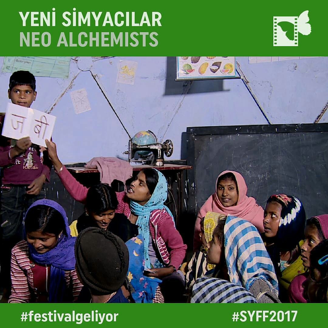 syff_bursa's tweet photo. #syffbursa "Kalkınma daima tabandan, toplumdan başlar, yukardan gelmez." "Yeni Simyacılar" #syff2017 #festivalgeliyor https://t.co/fvAuVp3Kg1