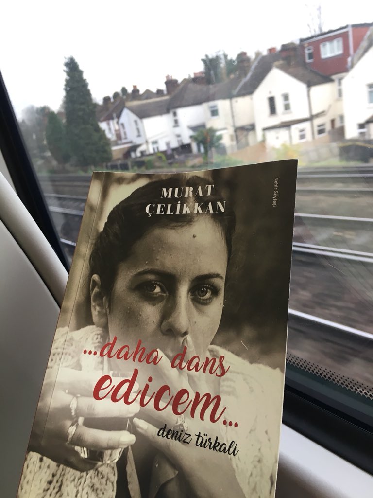 caglaryerlikaya's tweet photo. Canım Deniz Türkali ile trenle Londra’ya giderken... #dahadansedicem #eastcroydon #denizturkali #muratcelikkan @denizella01 @dogan_kitap https://t.co/CD409W15zk