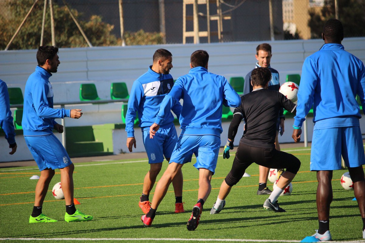 FCCartagena_efs's tweet photo. ¡Buenos días! El primer equipo regresa al trabajo esta tarde. La sesión de entrenamiento será a las 16.30h en @HDAGolf #CartagenaBetis ⚽️💪 https://t.co/T5E5yYD7ft