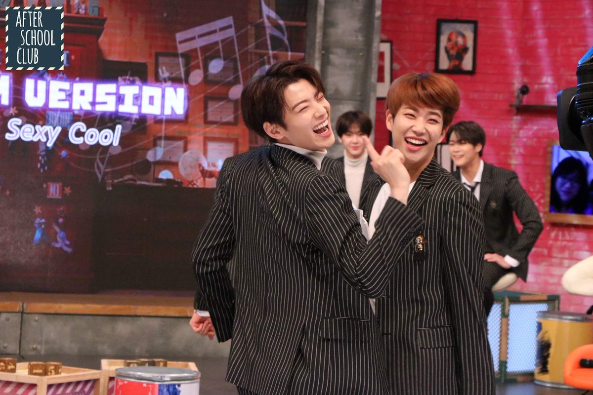 AstroArohaMex's tweet photo. @OfficialAstro 171121 arirang_asc en Facebook #ASTRO #아스트로 

#차은우 #엠제이 #진진 #문빈 #라키 #윤산하
#ChaEunWoo #JinJin #MJ #MoonBin #Rocky #YoonSanHa
@officialASTRO https://t.co/YZD1dE9miE