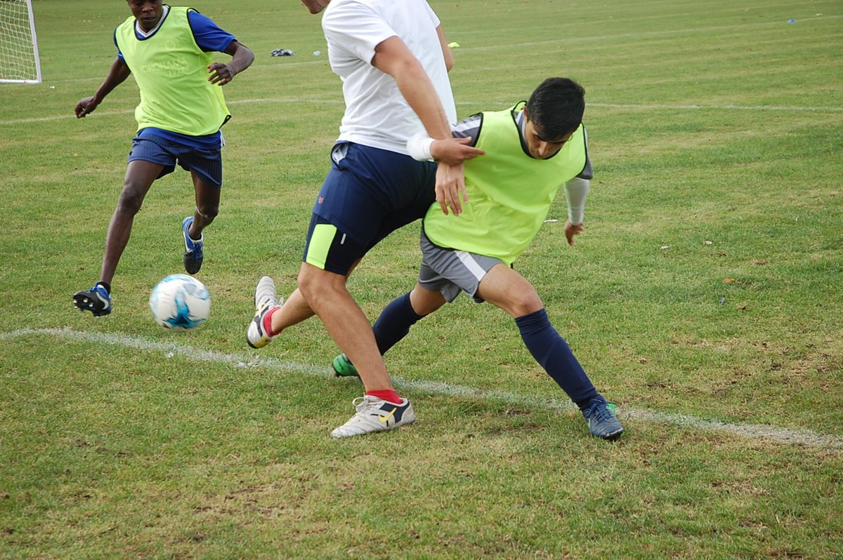 CARAS_LDN's tweet photo. We're feeling very lucky this week. People consistently tell us they want more access to sports & that it's really hard to join a team. @LondonYouth, @FulhamFC & #ChestnutGrove to the rescue- coaches, a sports hall & new funding= healthy, happy people. https://t.co/aOPyHbiCA3