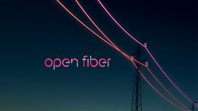 Test_Harness's tweet photo. Fibra ottica #FTTH di @OpenFiberIT : come viene portata fino all'utente finale. E nel caso dei condomini? L'avvio dei lavori di copertura a #Pisa sede del CNR
@StampaCnr @Filippeschi https://t.co/CS7pdm4OBM #ilsoftware via @ilsoftwareit https://t.co/OJaSqfsd7O