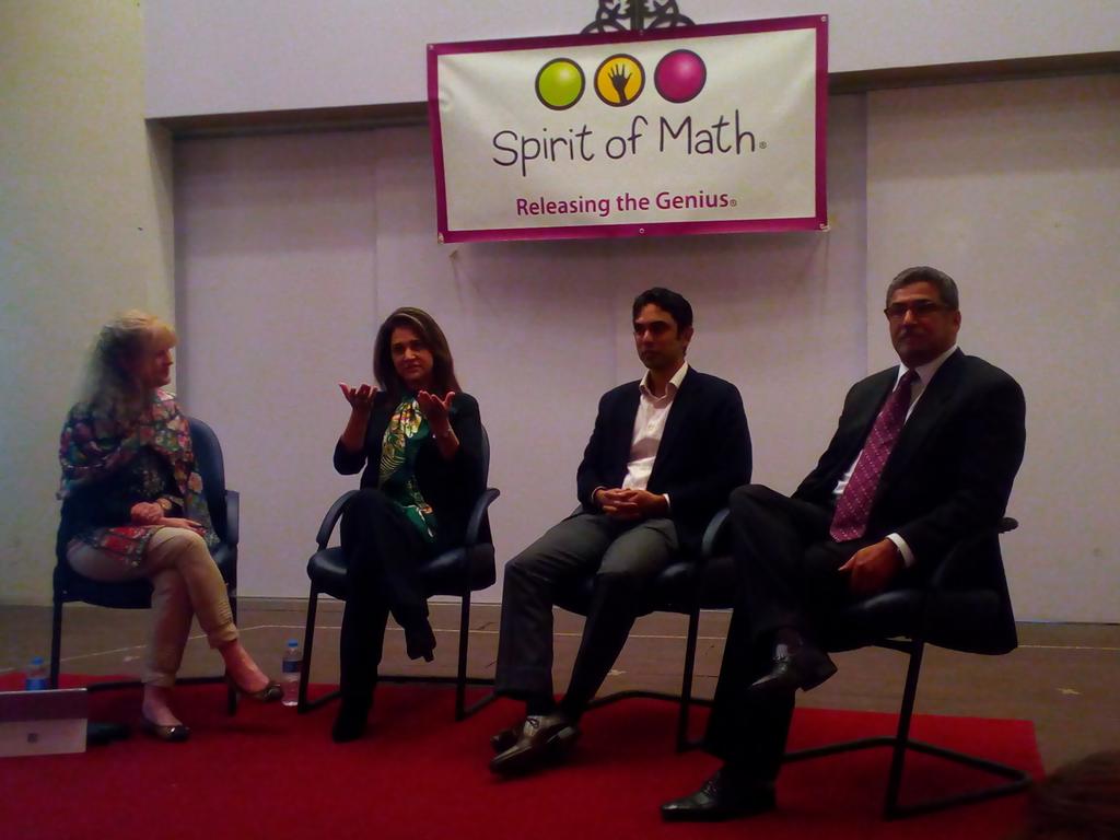 SamreenCom's tweet photo. Spirit of Math #RealizingTheGenius #KidsDayPakistan #BushraAnsari https://t.co/iBmtZV7l8g
