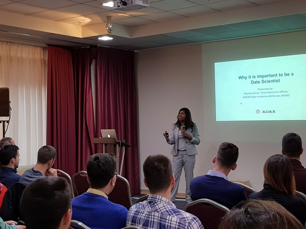 datasciconf's tweet image. We&apos;re happy to hear more about why is it important to be a Data Scientist from Sharala Axryd! #datasciconference #dsc3