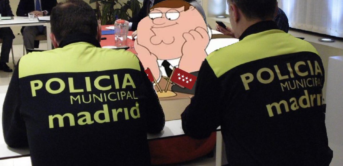 fer_novato's tweet photo. -Qué escribís en el chat chicos?
-Cosas.
-Cosas nazis?
-Si Peter, cosas nazis ! https://t.co/MQOSbayDle