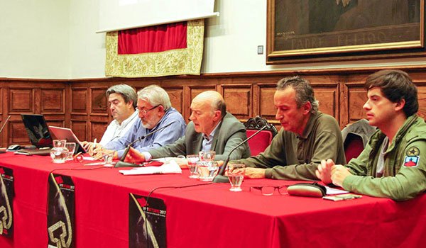 mundoobrero's tweet photo. Asturias reivindica la vigencia del octubre soviético @Nako_JE https://t.co/LWDqhoBR5v #CentenarioOctubre https://t.co/bOMe4TYDZy