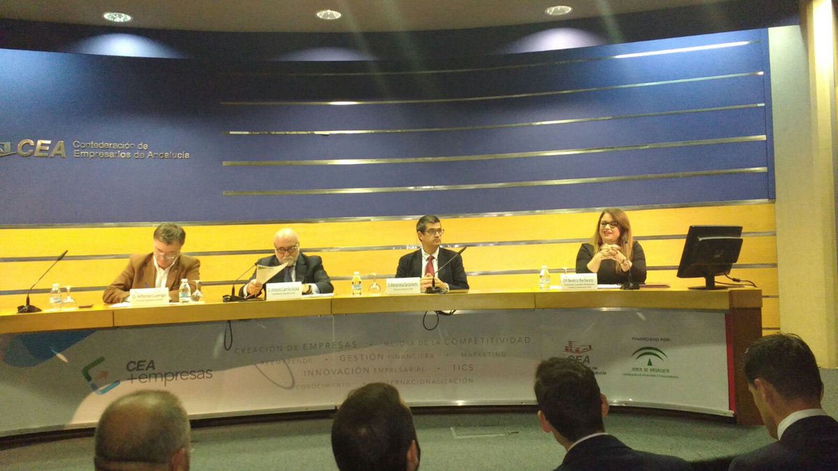 ilaboral's tweet photo. Hoy estamos en las jornadas sobre #FormaciónDual, #contratosdeformacion y #formacionprogramada en la @CEAes_ con @Fundae_es y muchas entidades más!
#FelizMartes #formacion https://t.co/jQ7b2LdP6q
