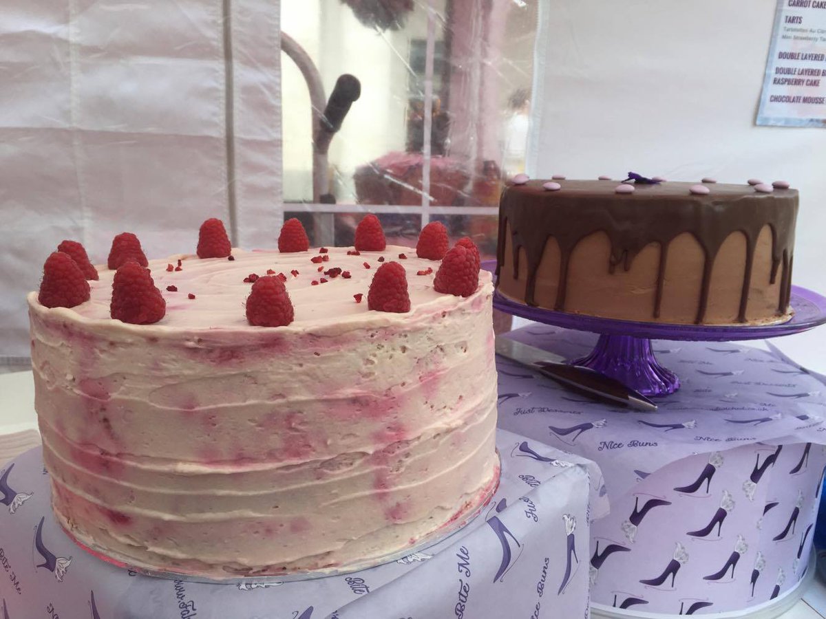fabandwicked's tweet photo. Who's ready for next Tuesday at @p_sq?! We will be back in the square from 11-3pm, ready to serve you delicious desserts 😍!
Get your #OfficeBox and share it with your colleagues!

#brownies #carrotcake #mixandmatch #fairycake https://t.co/yCU6KD1J9O