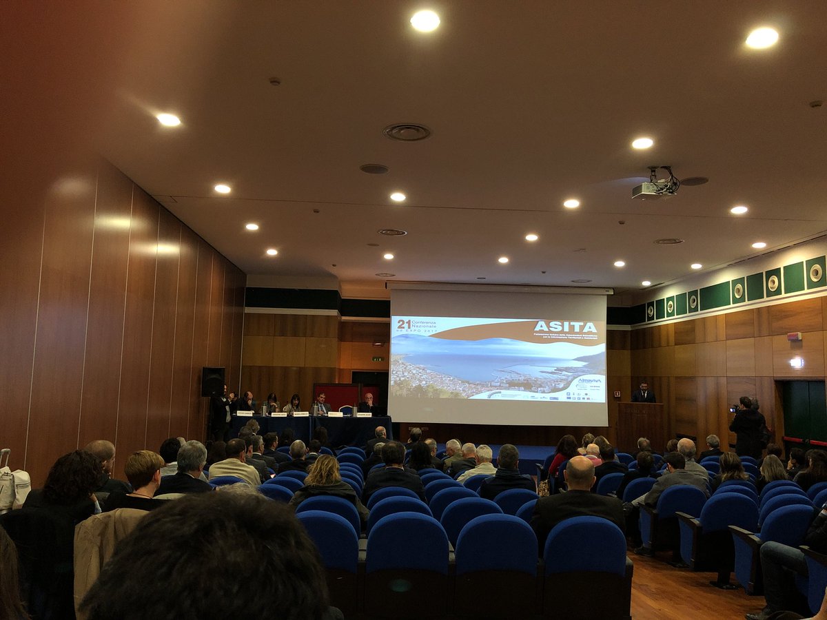 deliobrentan's tweet photo. #ASITA2017 a #Salerno Sessione di Apertura! #RegioneVeneto presente! https://t.co/qlfpXC58zx
