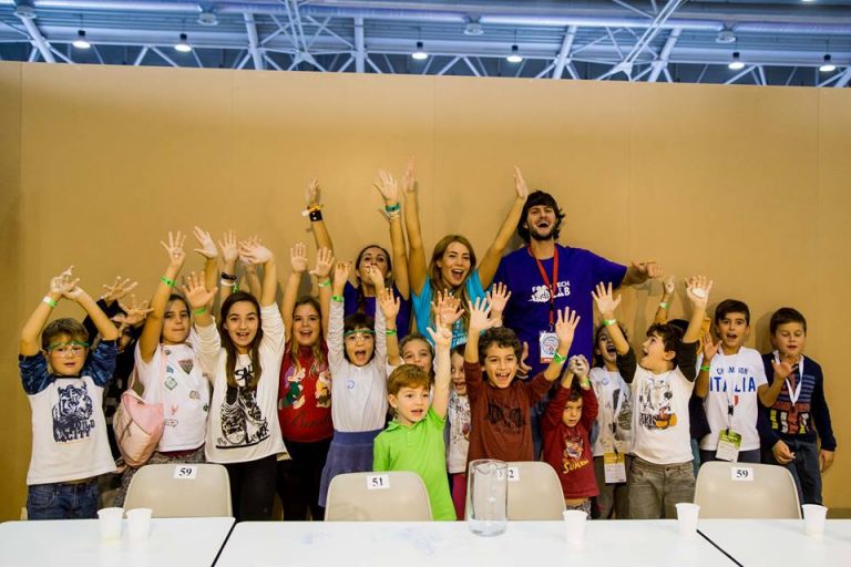 In arrivo a #MFR17 un'#AreaFood grandissima nella quale scoprire il cibo più #innovativo di tutti i tempi! Qualche spoiler è stato dato all'Urban Coolab di Bologna da <a href="/Ffoodinstitute/">FutureFoodInstitute</a>. Curiosi? Scoprite in anteprima cosa vi aspetta! makerfairerome.eu/it/lurban-cool…