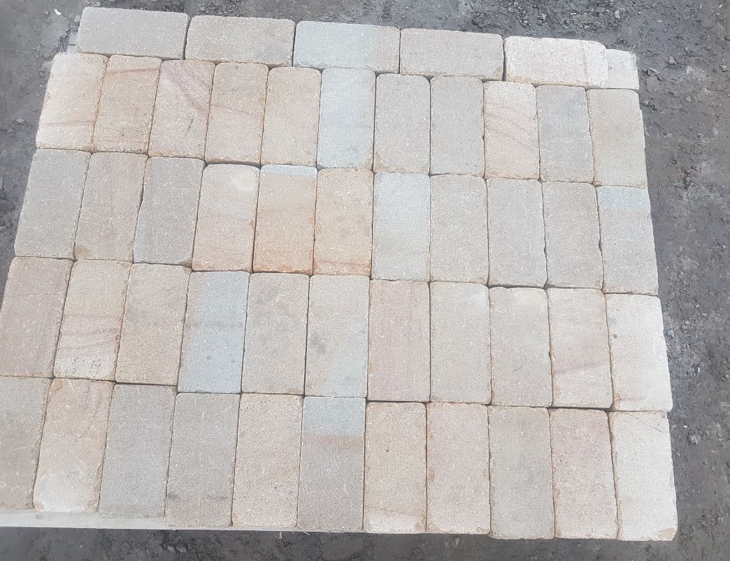 randandasquith's tweet image. **NEW PRODUCT**
Sawn and Tumbled Setts from newly opened Fly Flatts Quarry 
Can be cut to any size. Only available @randandasquith