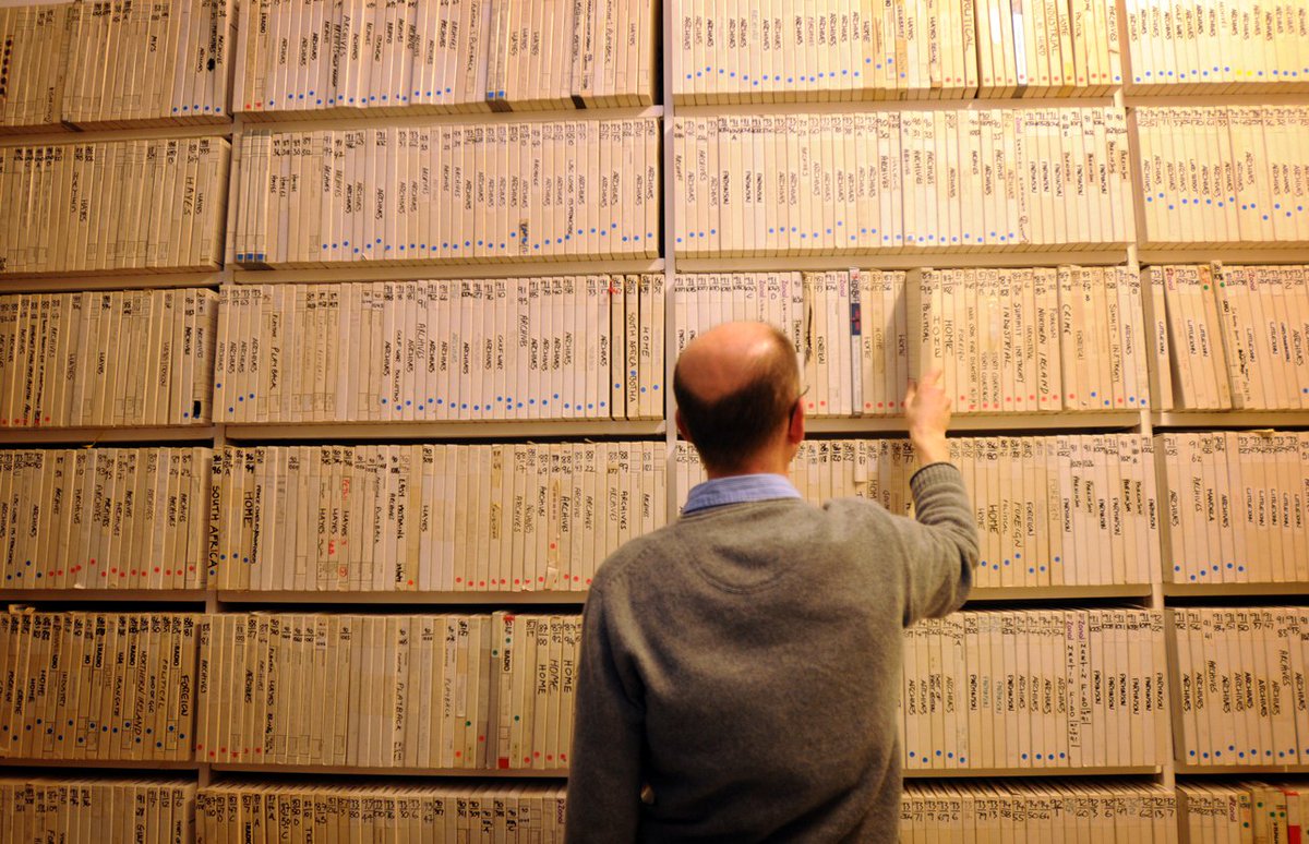 britishlibrary's tweet photo. Listen to 90,000 sound recordings of music, speech and the natural world #ExploreYourArchives #BLSounds https://t.co/SzgJRb0kJg https://t.co/qpXEvyHoC7