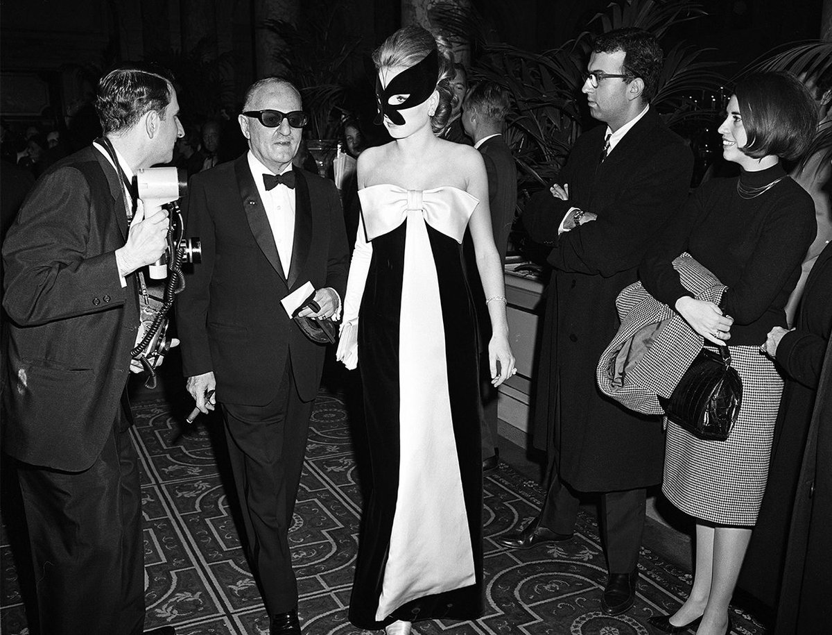 TheChapMag's tweet photo. #Chap94 Some say that Black Tie forces one to be conventional. Henry @blowersh Bofeld, in his first column for The Chap, says otherwise https://t.co/P7e0j7iiYO https://t.co/eO0NNVPeFw