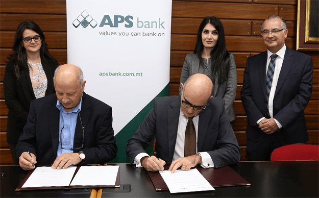 #internationalstudents to benefit from new agreement between #APSBank and #UniversityofMalta. Read more here: apsbank.com.mt/en/news-detail…