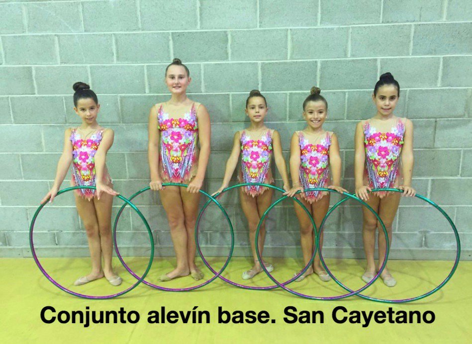 _fgib's tweet photo. Ellas son las chicas que se desplazarán a Alicante para participaren los distintos campeonatos que se celebran allí durante esta semana. https://t.co/sbq8bywJQ3