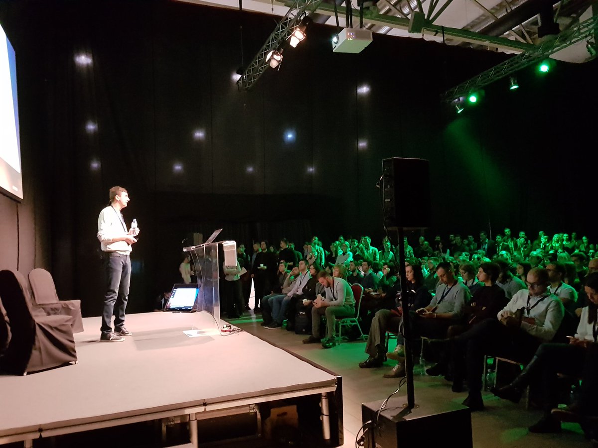 datasciconf's tweet image. Branko Kovač is delivering a speech about Big Data and machine learning in Telco - IPI and Predictive maintenence use case #BigData #dsc3 #datasciconference