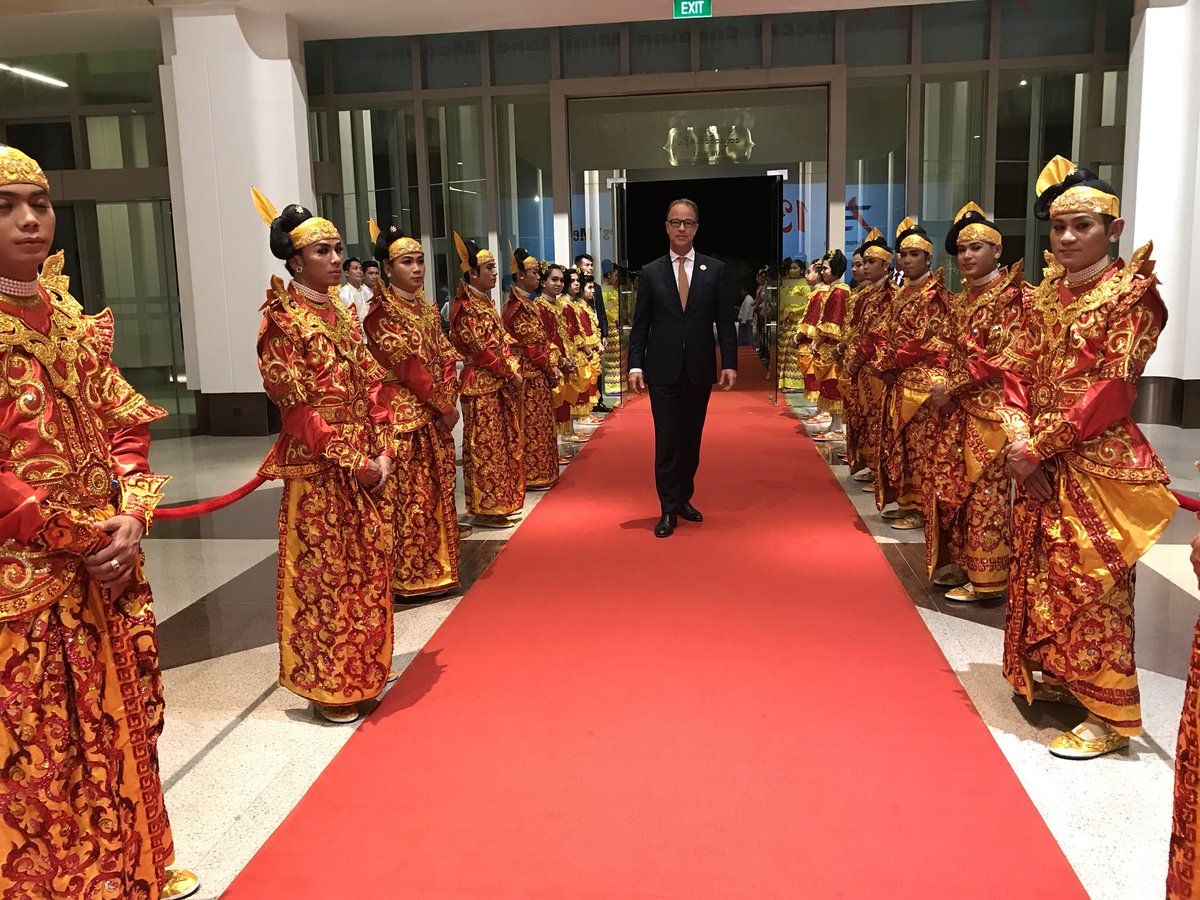 peterpotman's tweet photo. Action packed last night and day at #ASEMFMM in Naypyidaw. Agreement on chairman’s text, a dazzling cultural show, frank and open foreign policy debate between ministers and a tense press conference dominated by the Rohingya crisis. Time to go home, @DutchMFA https://t.co/5ZFCVDbNDT