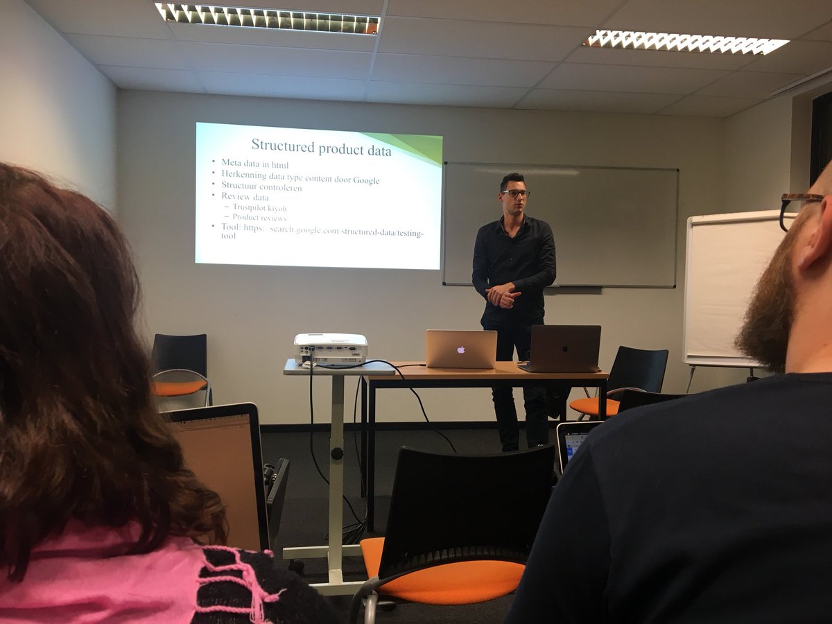 PHProtweets's tweet photo. #seo #magento workshop by @lykciv and @KennyRassin #phpro #technology #workshop https://t.co/pOtF3IULiQ