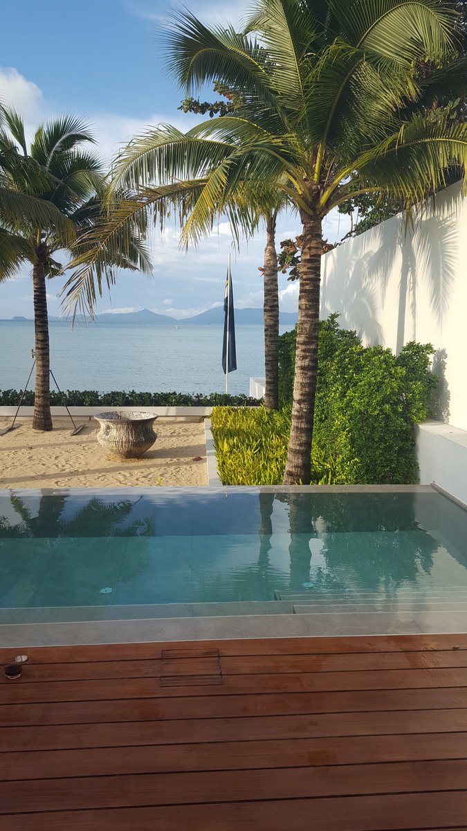 FeelingPowerful's tweet photo. I found paradise &amp; can't believe my eyes #thailand #nofilter #blessed https://t.co/eo6TYDzCZI