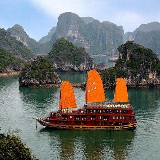 EliteGolfTravel's tweet photo. Astonishingly exotic. Utterly compelling, #Vietnam is a country of breathtaking natural beauty where travel quickly becomes addictive. Recently, Vietnam was named as the "Undiscovered Golf Destination of the Year" by @IAGTO. https://t.co/IKvcEM4xXn #Golf https://t.co/hRjlubwdn9