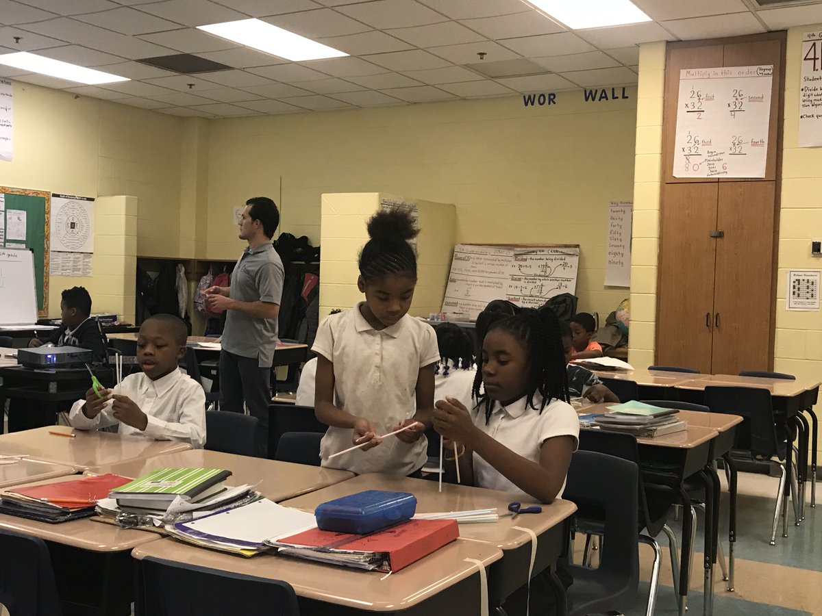 MILDREDLAVIZZO's tweet photo. Great morning #STEM project for our 4&5th graders!!! Let’s see who can build the tallest free standing tower using straws & tape. #ProjectSyncere https://t.co/ryL8OsyGGR