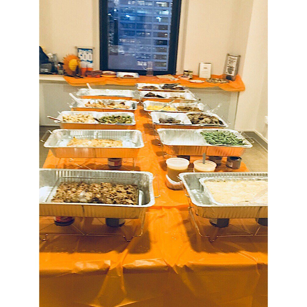 OptimaticMedia's tweet photo. The Calm before the storm!!  #Friendsgiving2017 #HappyThanksgiving #PotLuck #GobbleGobble #TurkeyDay #adtech #digitaladvertising #video #bryantpark #nyc https://t.co/SW4W2J11AF