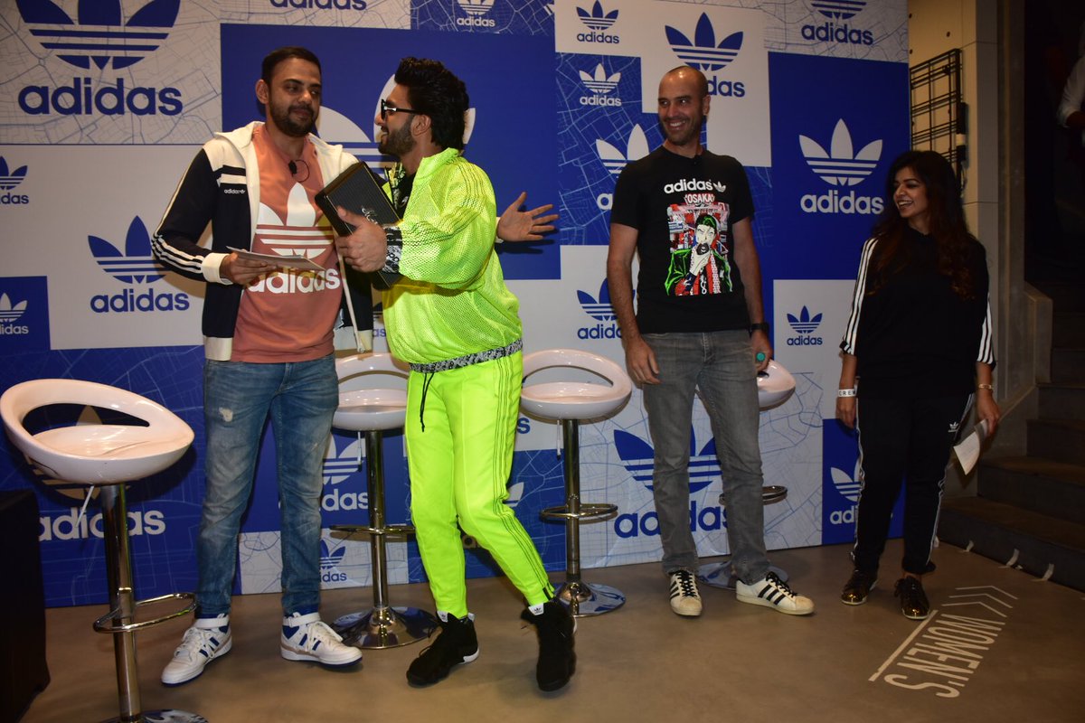 adidas originals linking road