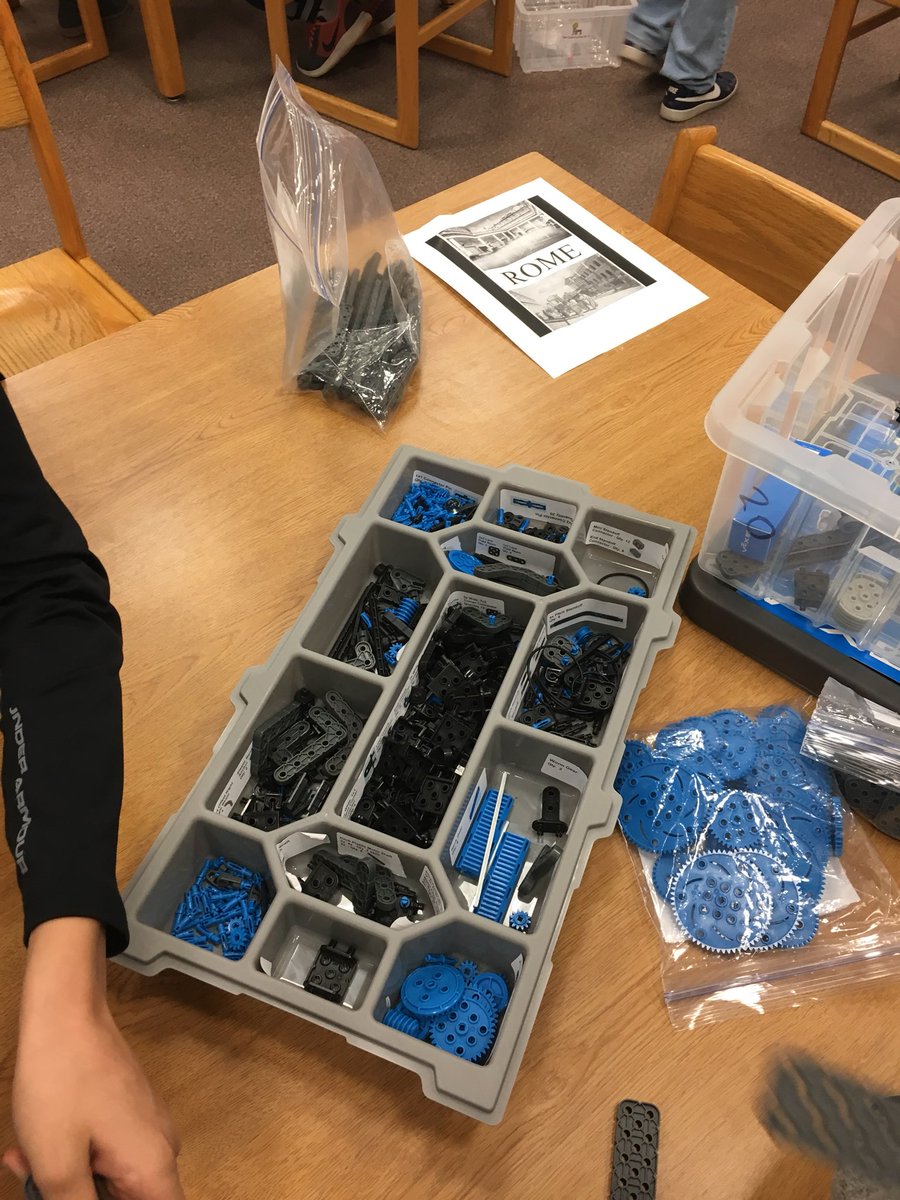 DoctorDrury's tweet photo. #mralexander and @MattVillasana have students figuring out how to get water from the appenine mts to Rome. #engineers #cpsbest https://t.co/pis8cdLeWe