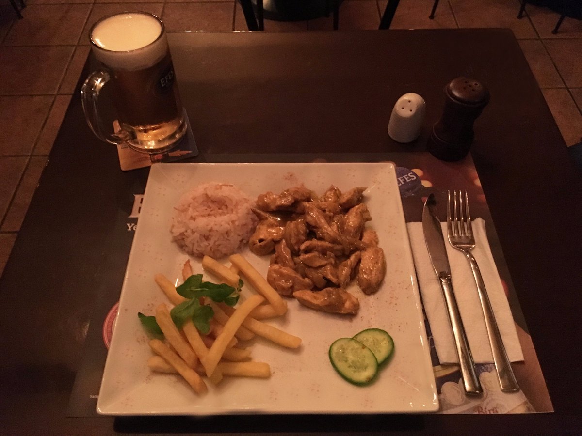 Güzel bir akşam yemeği için sizleri bekliyoruz.
#cafe #pub #bar #food #taksim #beyoğlu #telsokak #beer #bira #tavuk #yemek