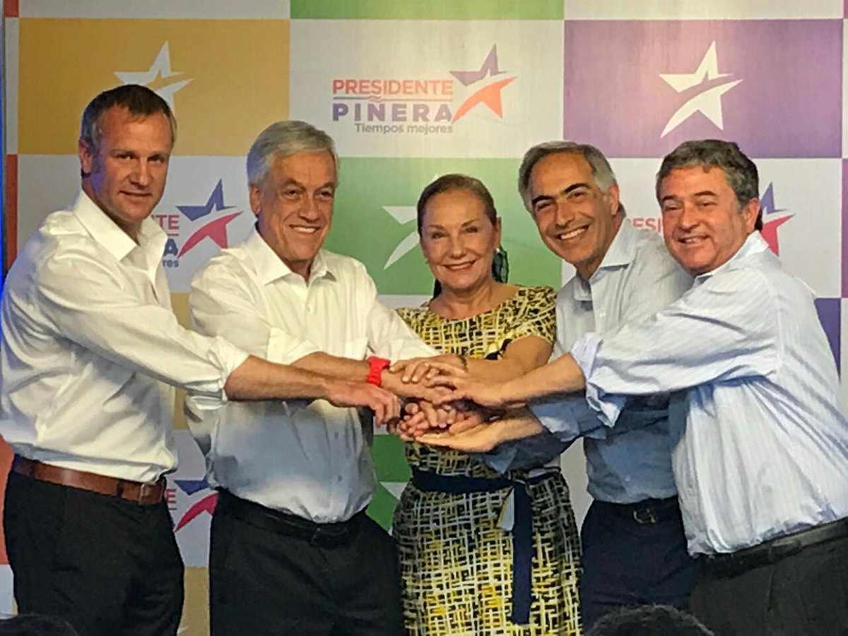 albertoespina's tweet photo. Se suman valiosos líderes al gran equipo de #TiemposMejores, quienes reafirman nuestro compromiso por más progreso, justicia, libertad y solidaridad para #Chile https://t.co/dlX04leIAJ