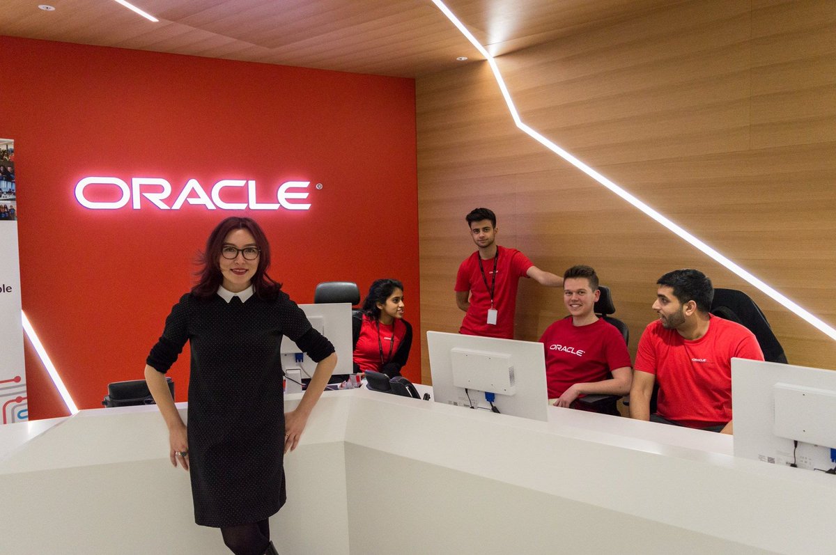 AcornAspiration's tweet photo. Huge #thankyou to @Oracle_UKI and the team for hosting, sponsoring and giving their time for #AcornHackVR ! #virtualreality #hackaton #GEWgo #teens #futureleaders #teenpreneurs https://t.co/RQ7p4ehP1b