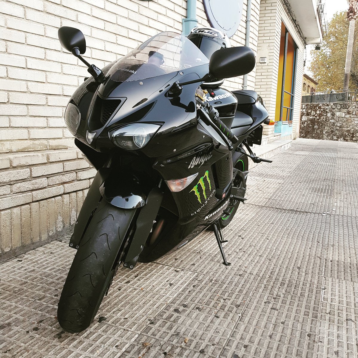 Toda vida se caracteriza por algo que te anima, reconforta y da alegrías. 
Para mi ese sentimiento se traduce en varias cosas y esta es una de ellas 😍😍🏍🏍🏍
#zx6r #kawasakininja #rafagas #gas