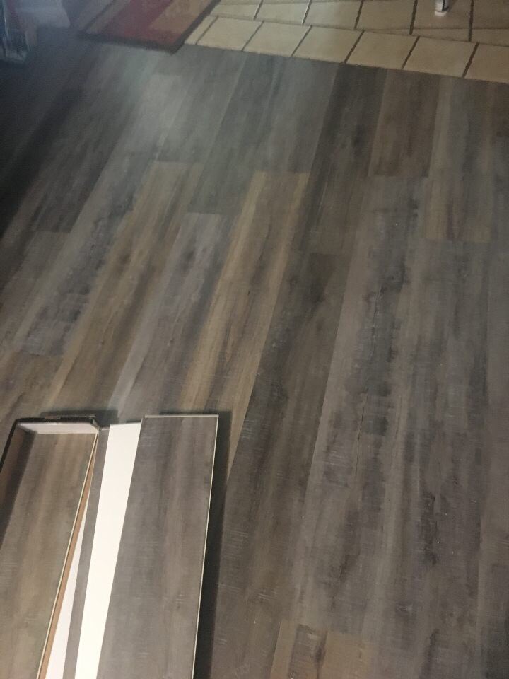 TedFloorsbeyond's tweet image. Checking on a job. Installation of @MohawkFlooring #SolidTech in Variations Silhouette. Looking good!