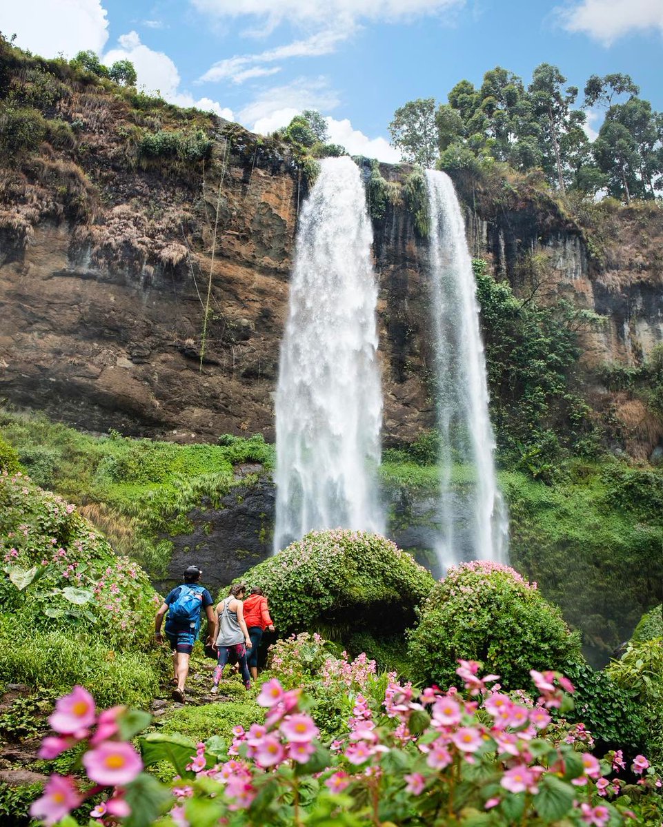 visitugandaUK's tweet photo. The scenic beauty of Sipi Falls offers some of the best hiking trails in Uganda. Tag your hiking friends! 📷 IG/madeline.steele #TravelTuesday https://t.co/1TTnqd3dKv