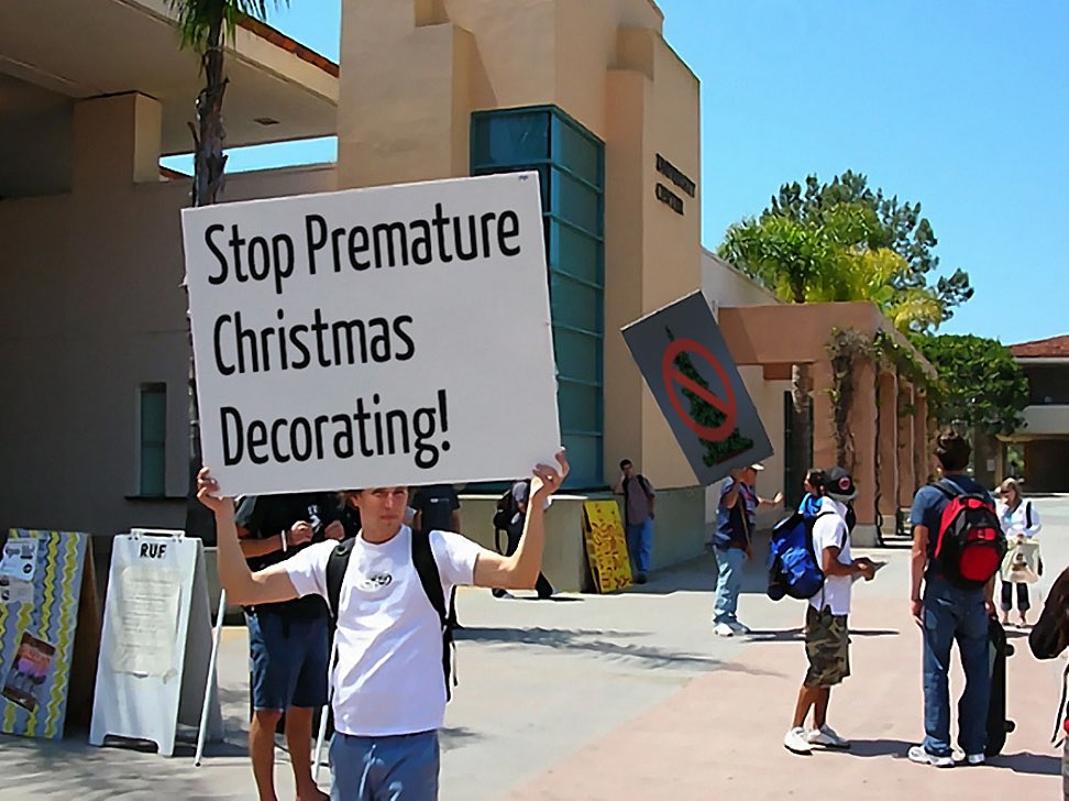 YouHadOneJ0B's tweet image. Now Halloween is over.