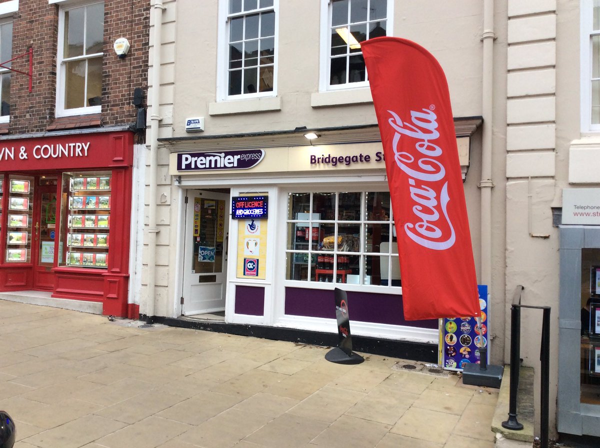 PowerforceMC28's tweet photo. Pop down to Bridgegate Premier Chester who are now stocking Coors Light 500ml and 10 Carling pint cans for £10 @PowerforceMCFM3 @PowerforceMCNSM https://t.co/aOIQLD04cl