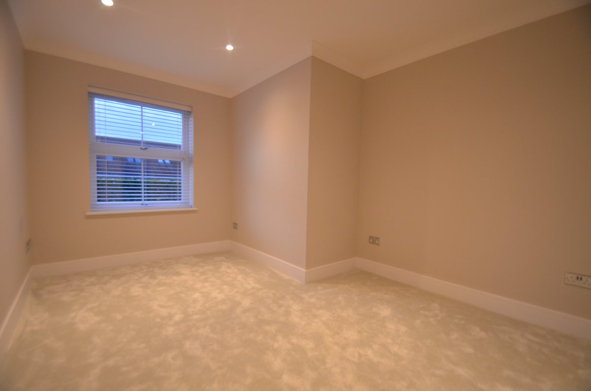 HuntersEaling's tweet photo. NEW INSTRUCTION ALERT
STUNNING TWO BED TWO BATH APARTMENT FOR SALE IN FARNHAM COMMON
https://t.co/gagbC7cocF
#hunters #sales #Farnham #apartment #property #newlyconverted #SL2 #flat https://t.co/MKgX1utqvz
