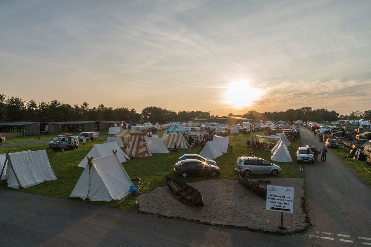 Kenteventcentre's tweet photo. Our 2018 #events list is available on our website and on the link below however #watchthisspace as we're still booking in more events for next year...#whatson #flexevents #kentvenue #exhibitions #tradeshows #flexspace #versatilespace #tuesdaythoughts https://t.co/EvRylMlrF3 https://t.co/sTsg9nzP0T