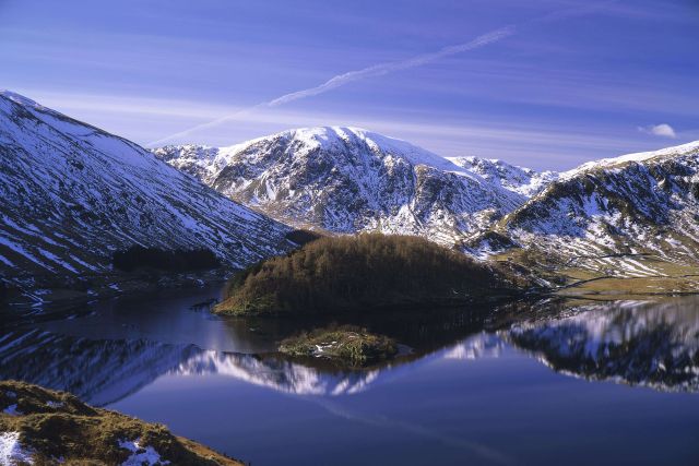 golakes's tweet photo. 48 REASONS TO FALL IN LOVE WITH CUMBRIA THIS WINTER! #THEPLACETOBE

https://t.co/yRB2RiGPiA https://t.co/DzEpRSyC0j