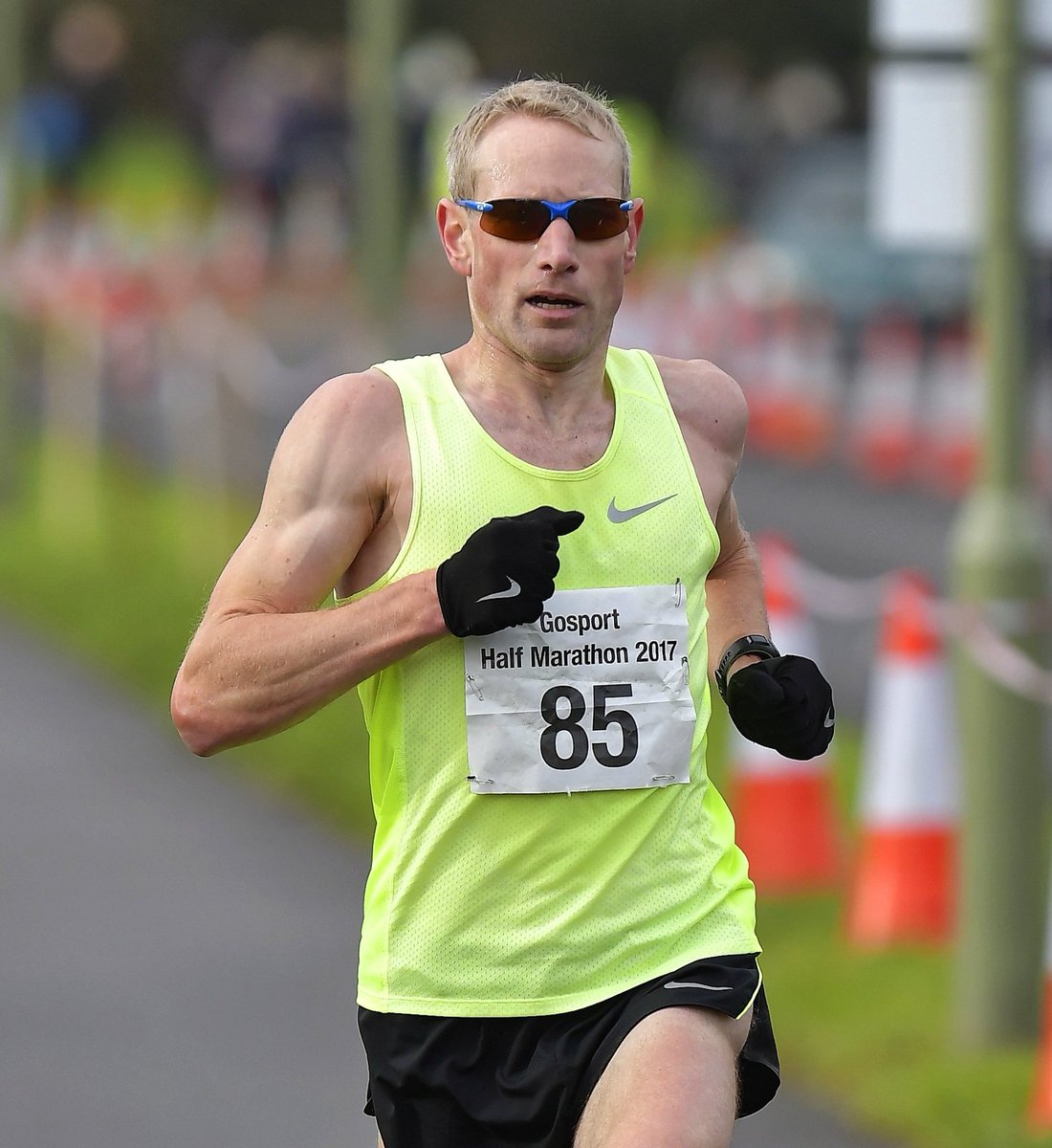 david_brawn's tweet photo. Thanks @GosportHalf @gosportrr great race - lots of fun &amp; superb atmosphere @BigNoiseSamba - fantastic results &amp; perfect weather - report in @portsmouthnews today → https://t.co/lXxwxNx3kB https://t.co/mFwGOeqNSE