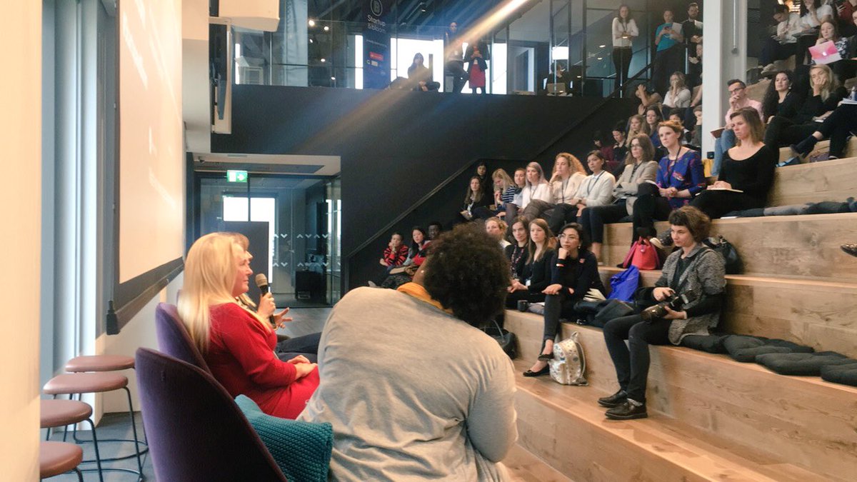 amalucky's tweet photo. #StartUpAndBloom Unstoppable Mothers ✊🏽Ambitious is not a dirty word 👏🏽👏🏽👏🏽 @bloomingfoundrs @bloomslondon @havas https://t.co/YSGSY1BjbV