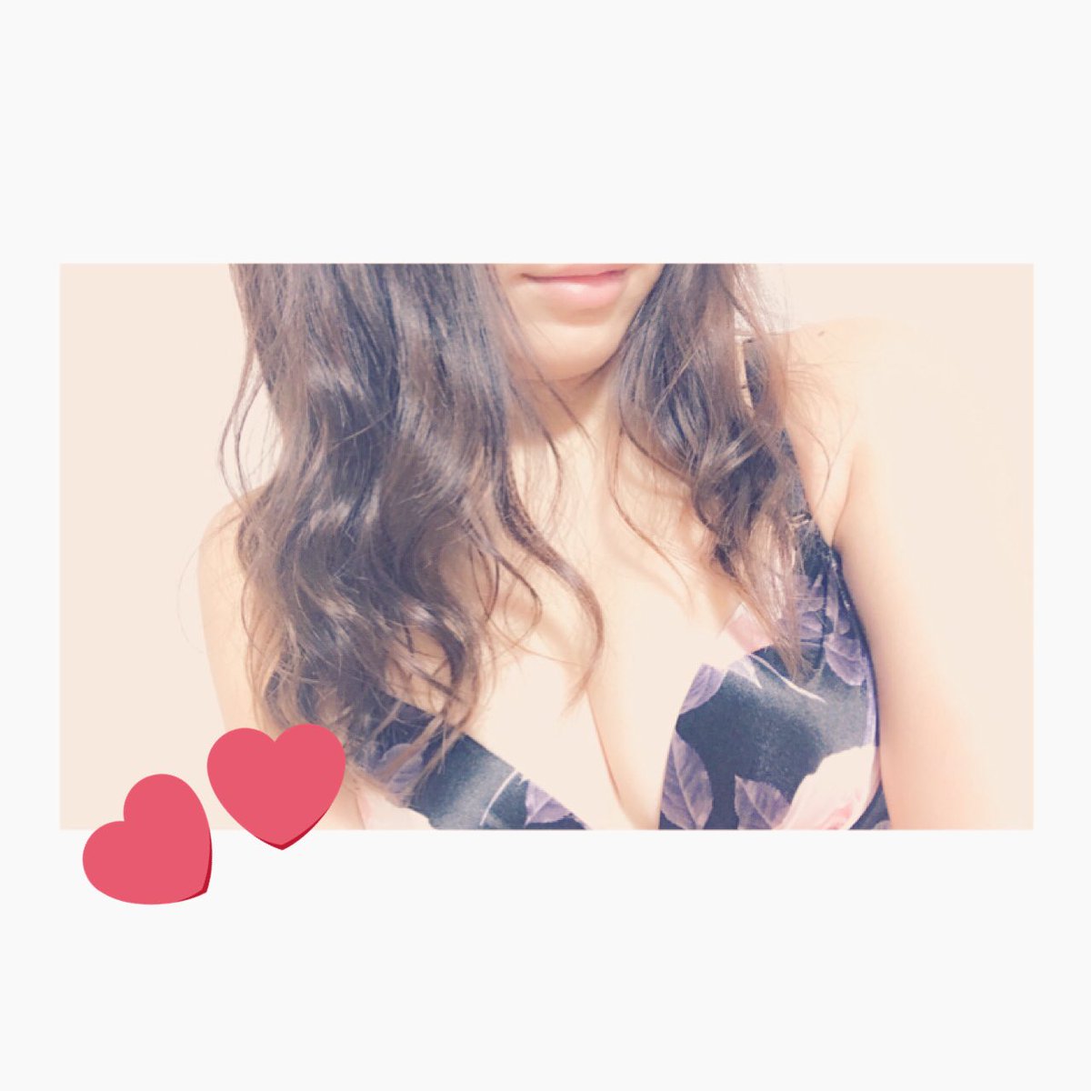naaaayu23's tweet photo. 最近忙しくてツイート出来なかったからごめんなさい〜〜😢😢
学生やってるから頻繁に出来ないかもだけど、フォロー外さないで見守っててくれると嬉しいです😢💓

今日の下着🐰

#裏アカ女子
#エロ垢 https://t.co/yhRPIs08W6