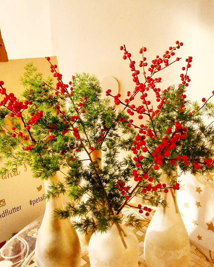 petalsnflutter's tweet photo. In a Christmassy mood yet?
#Contact us for your home or office #decoration 78802845
#Christmas #gift #petalsandflutter #online #shop #Beirut https://t.co/uoeFNgotrK