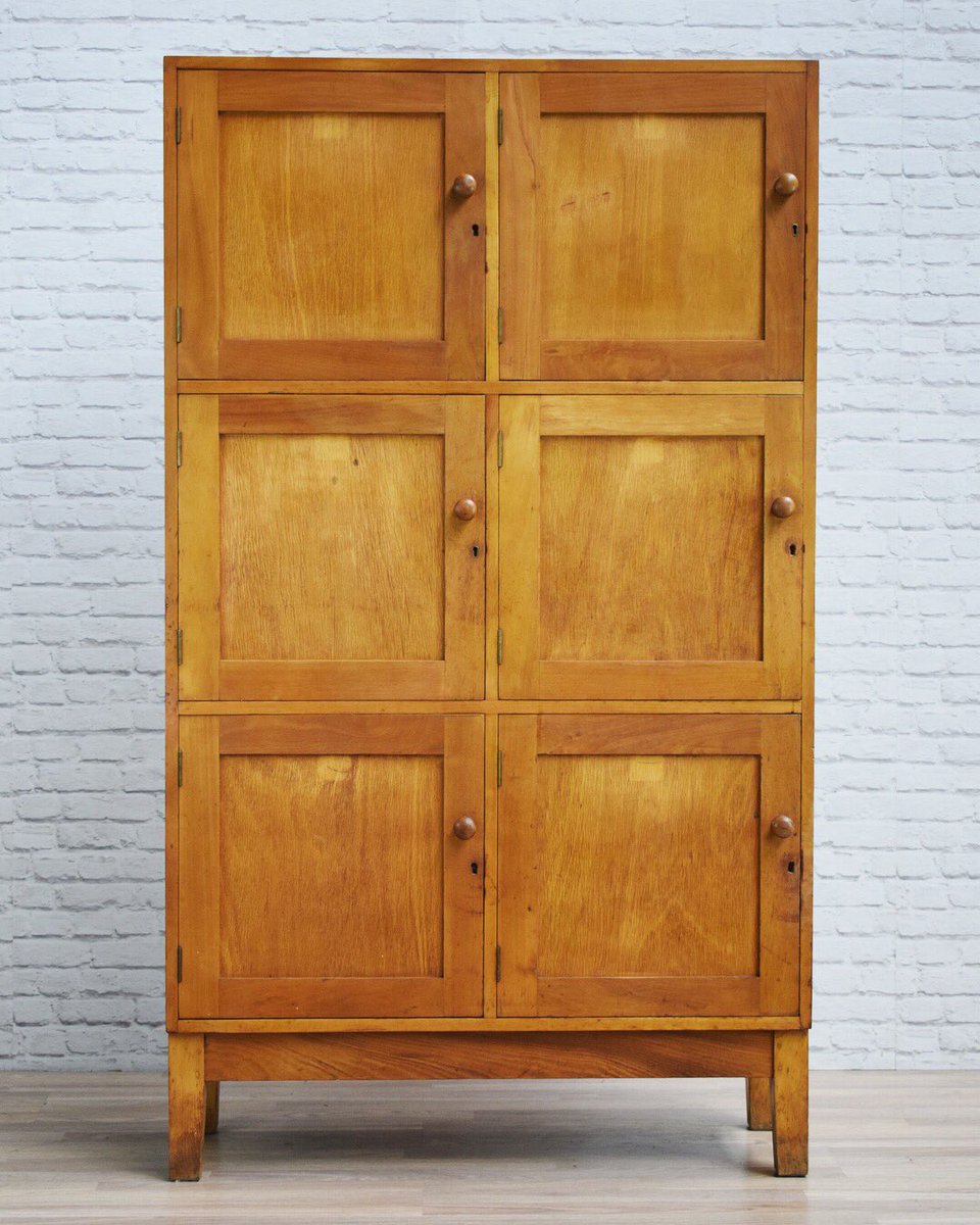 millwardsLtd's tweet photo. Saying goodbye to this incredible cabinet- unique vintage beech wood pigeon hole cupboard dating from mid 20th century- https://t.co/6RqpjFlZt2
#millwardsantiques #millwards #hereford #antique #furniture #vintage #design #interiordecor #20thcentury #homedecor #styling #interior https://t.co/DSrnVTJ3DB