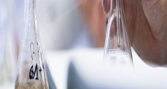 amecotest's tweet photo. IQS, el único centro universitario español con licencia NCF en su laboratorio de control d... https://t.co/vDj3bjWFQh https://t.co/j9g6Ca30ls
