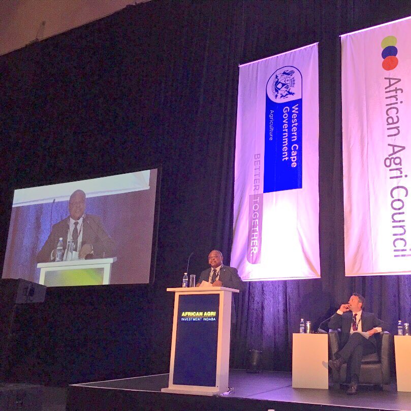 ChimimbaPhiri's tweet photo. Delivering @grazianodasilva ‘s keynote address @ the 2017 Africa AgriInvestment Indaba in Cape Town,South Africa
#UNFAO #0hunger #0poverty https://t.co/Tkr44JE0R0