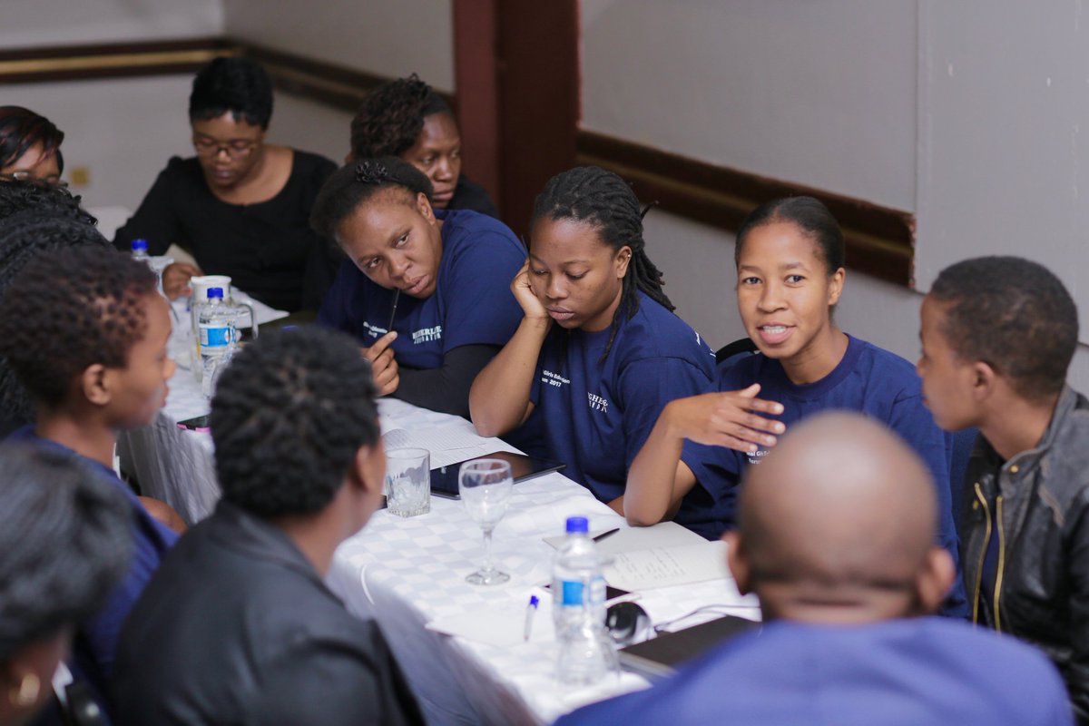 HigherLifeFDN's tweet photo. Delegates at #NGEC17 break away into groups to identify gaps, challenges& issues affecting #children particularly #girls in #education https://t.co/Zar9LQKBQM