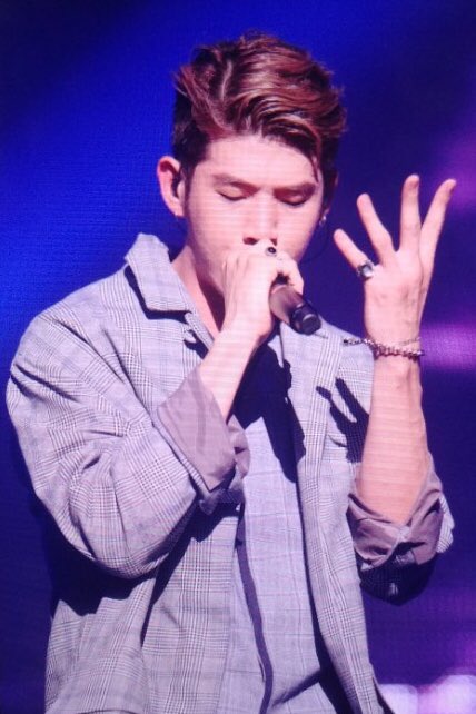 KARD_kr's tweet photo. 171121 쇼케이스 Preview

#KARD #BM #You_In_Me https://t.co/LZak8tYw0u