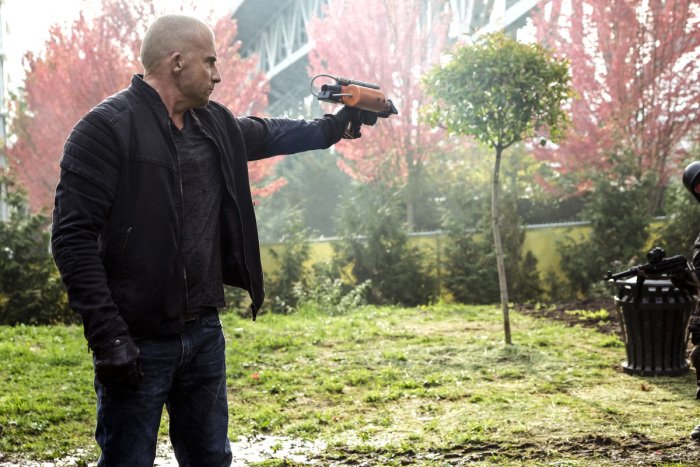 ArrowNewsPL's tweet photo. Zdjęcia (74-77) promujące crossover, część 4 - "Legends of tomorrow". https://t.co/CXh1XY2iae