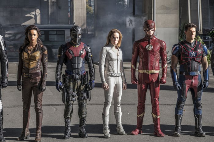ArrowNewsPL's tweet photo. Zdjęcia (74-77) promujące crossover, część 4 - "Legends of tomorrow". https://t.co/CXh1XY2iae